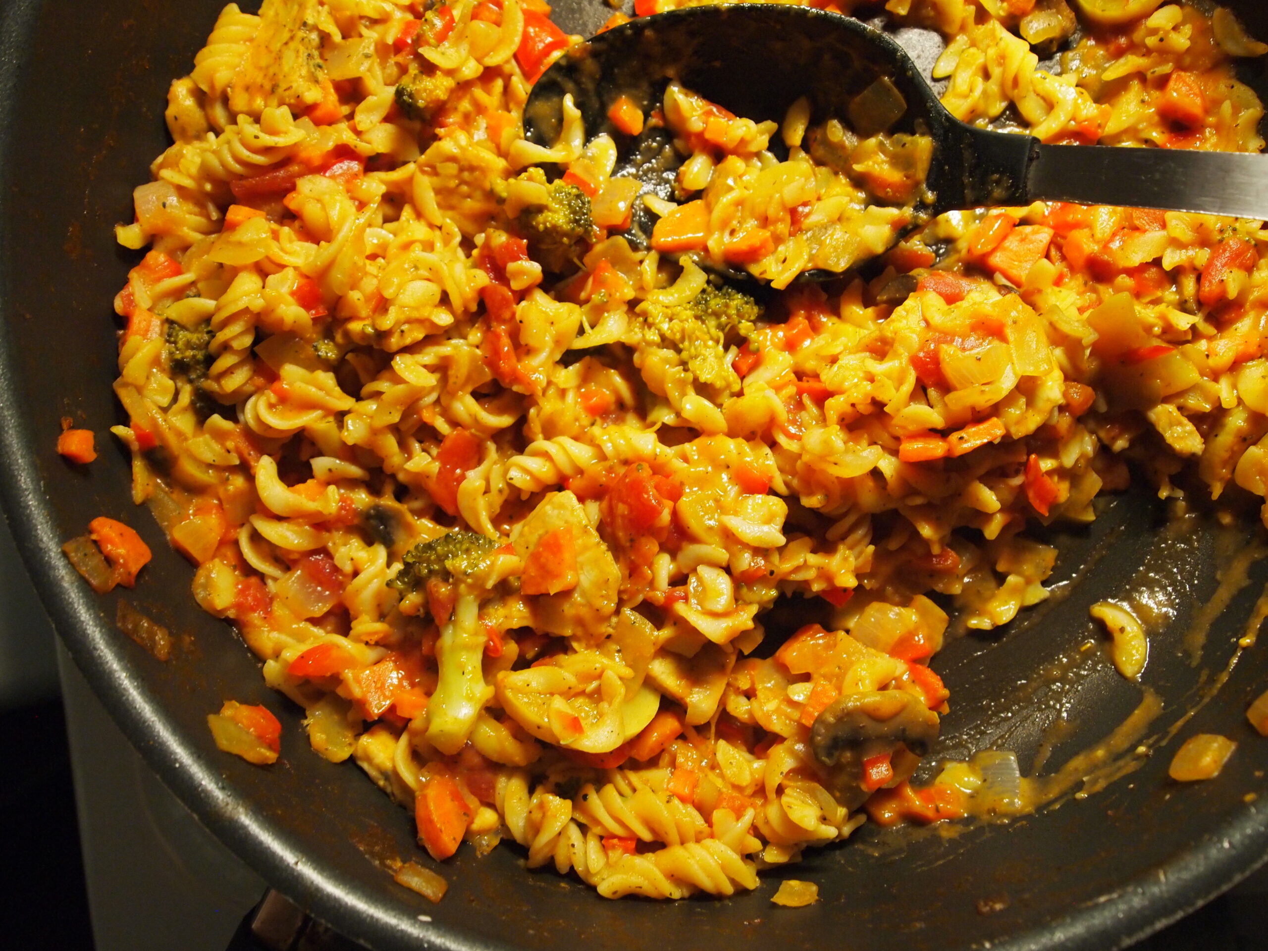 Creamy Vegan Tomato Pasta