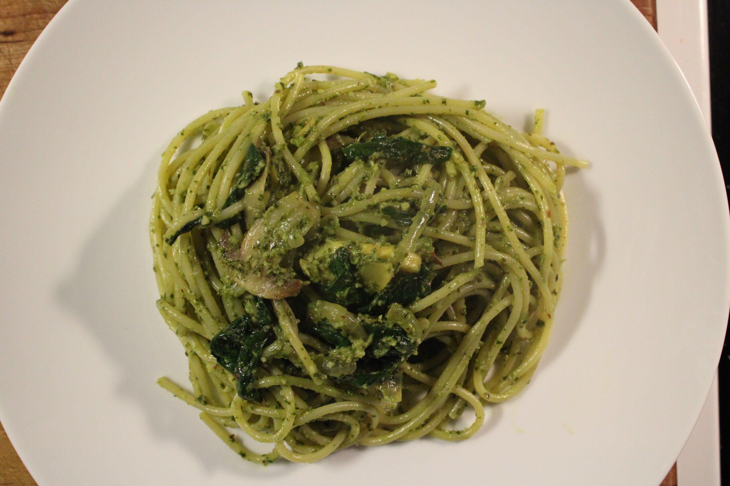 Pesto-Spinach Spaghetti