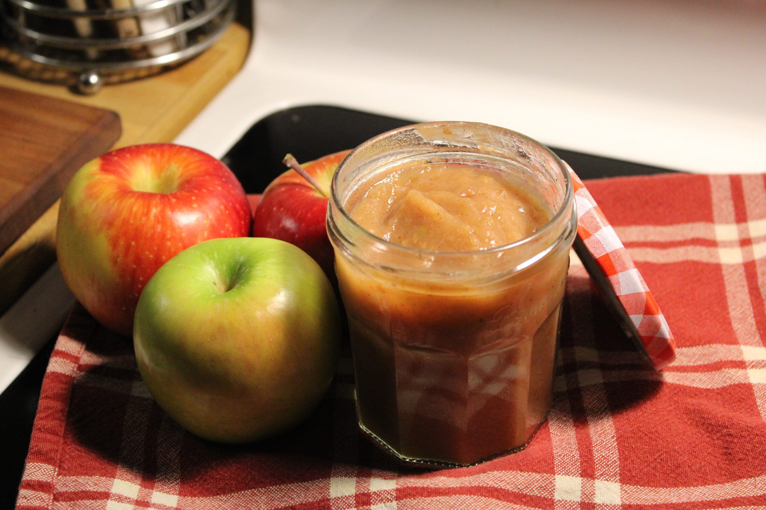 Easy Homemade Apple Butter