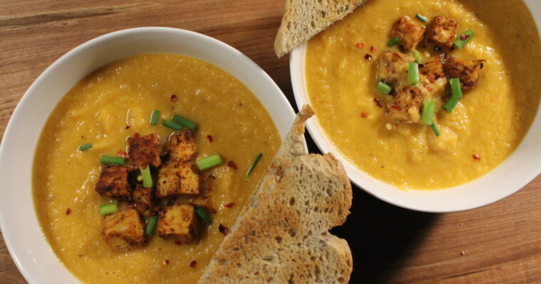 Roasted Cauliflower Tomato Soup