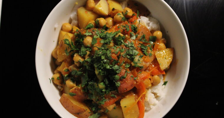 Slow Cooker Potato Curry