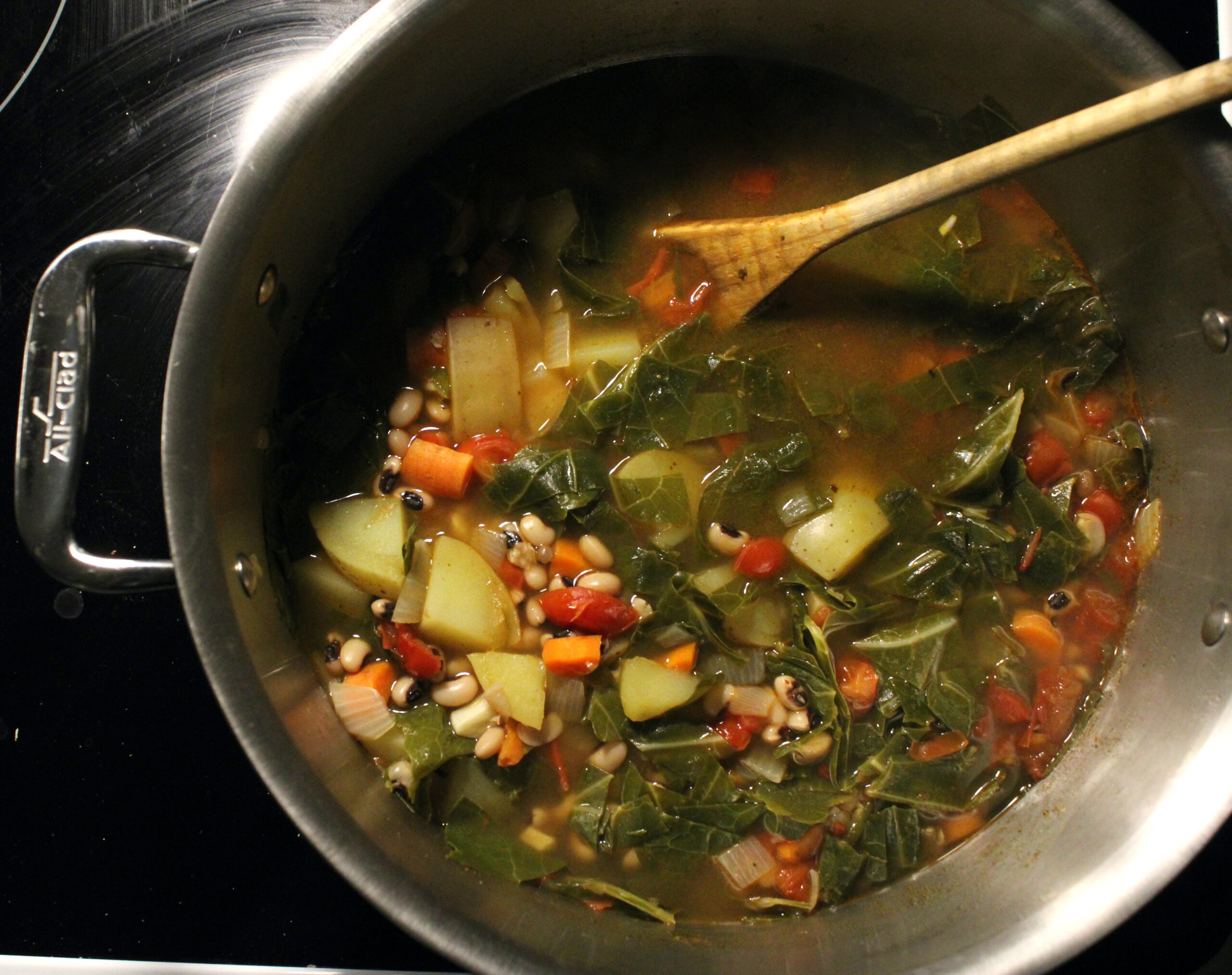 Black-Eyed Peas & Collards Soup