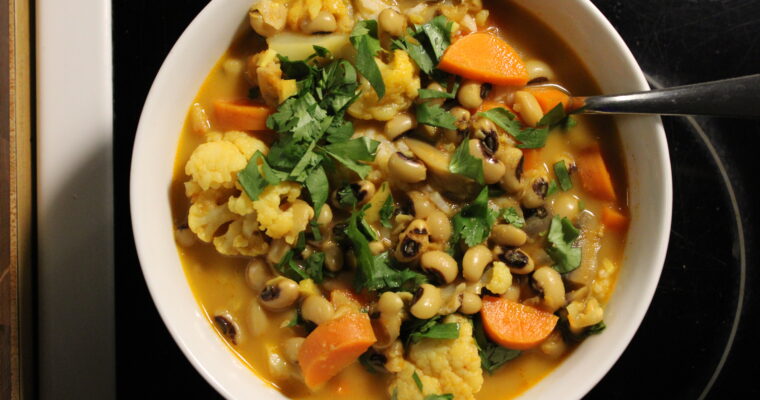 Curry Cauliflower & Black-Eyed Pea Soup