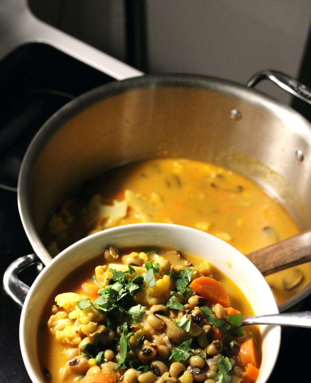 Curry Cauliflower & Black-Eyed Pea Soup - Hearty at Home Recipes